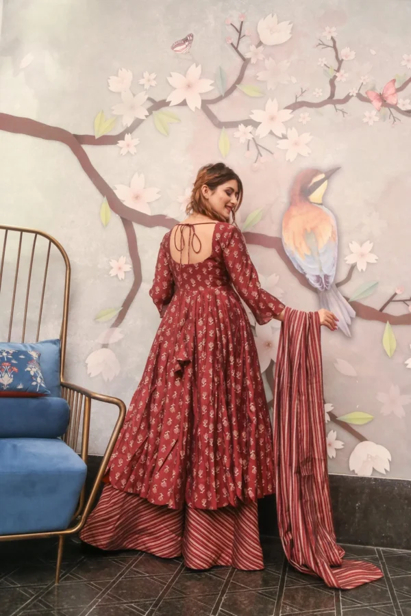 laibah muslin kurta palazzo set - Image 2