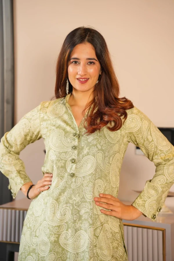 light green straight kurta set - Image 4