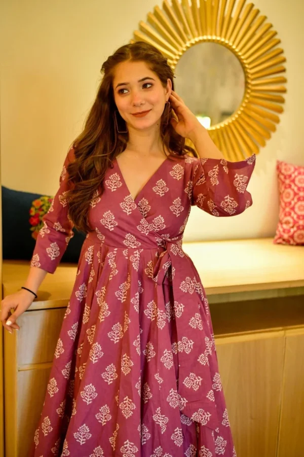 maahi purple cotton suit set - Image 4