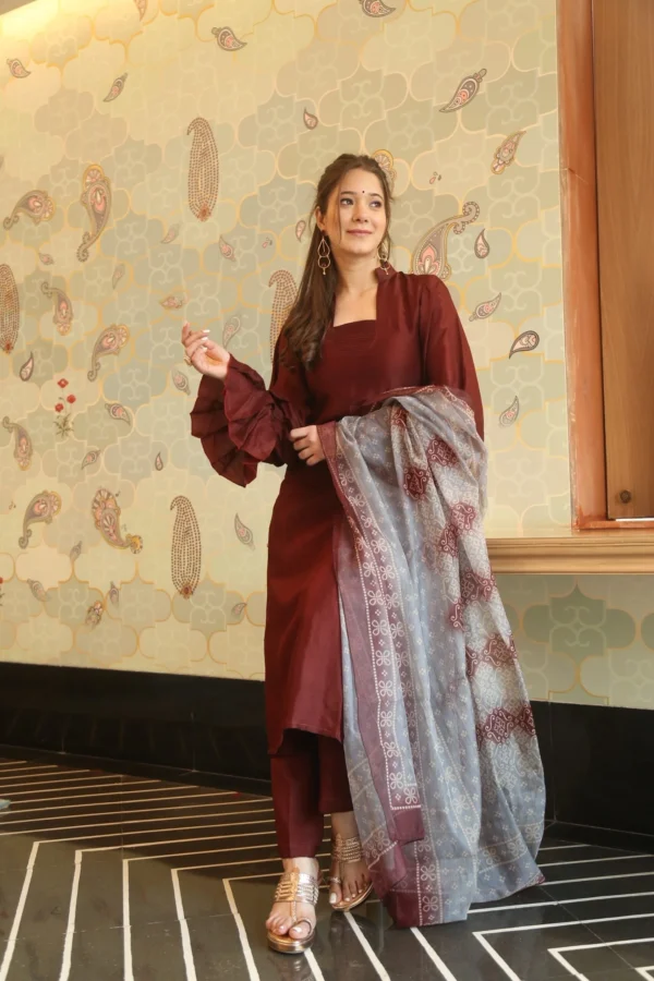 blossomy brown kurta set - Image 3