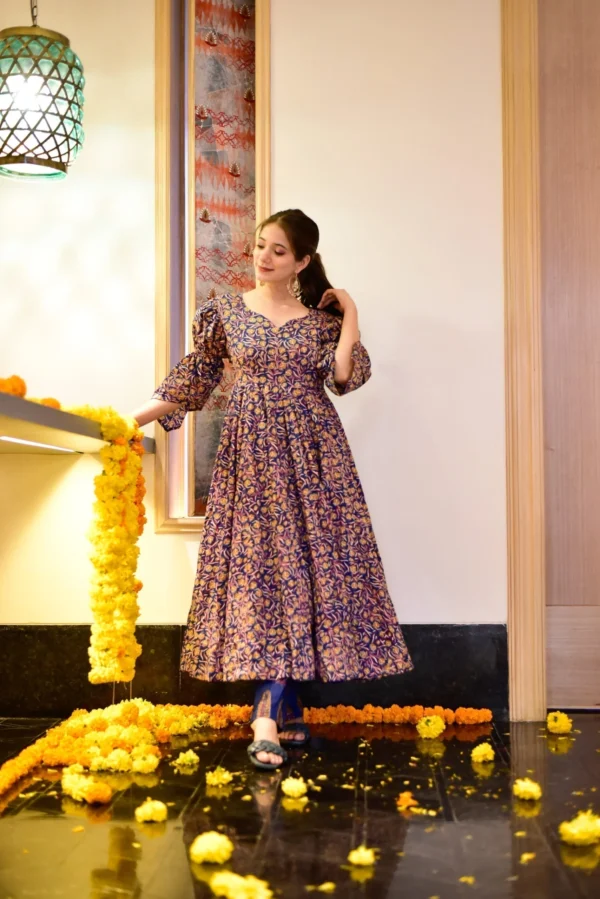 blue burst floral suit set - Image 4