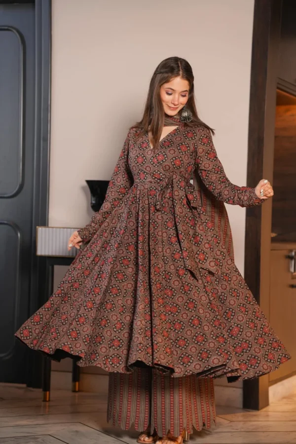 Brown ajrakh print cotton suit set - Image 4