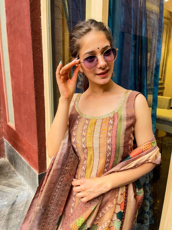 daisy brown chanderi suit set - Image 4