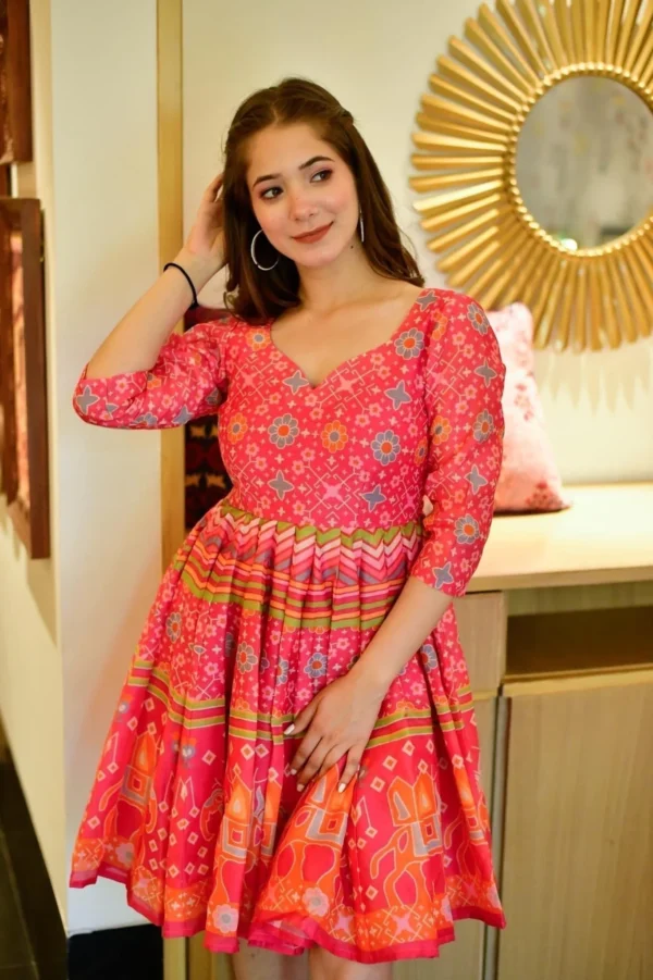 delicate pink chanderi dress - Image 5