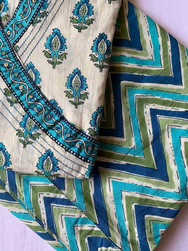 Firozi Boota Angrakha Cotton Kurta Set with dupatta - 3 pc - Image 4