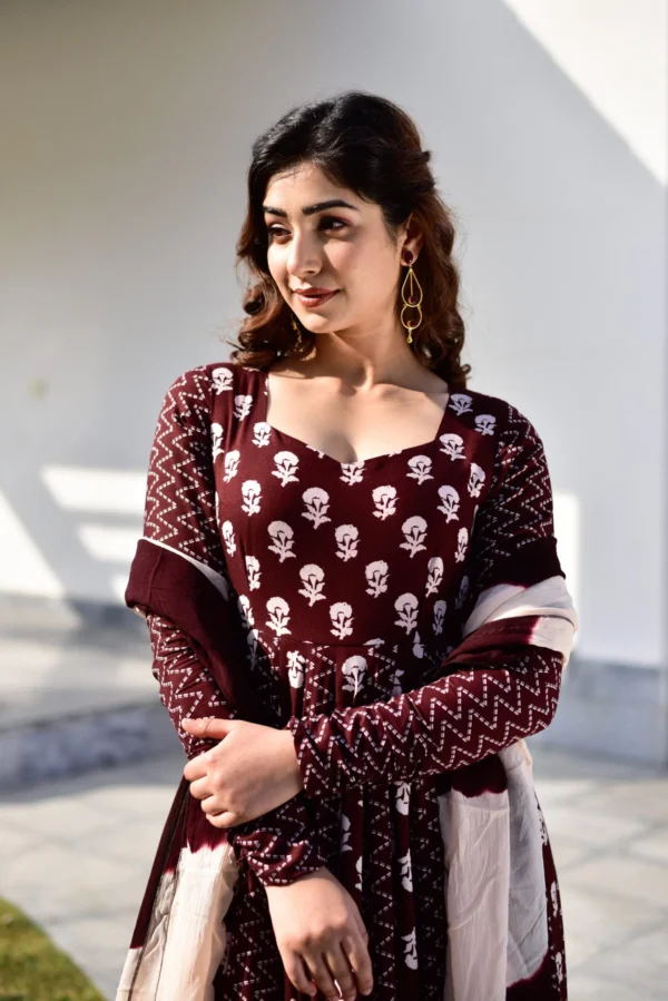 gajgamini brown maxi set - Image 4