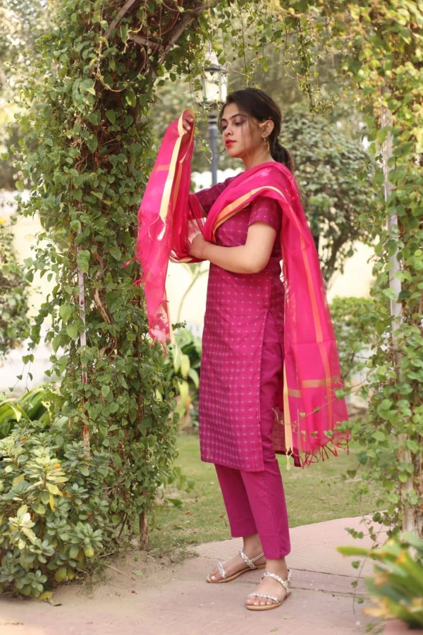 EMILY ROYAL PINK SUIT SET - Image 4