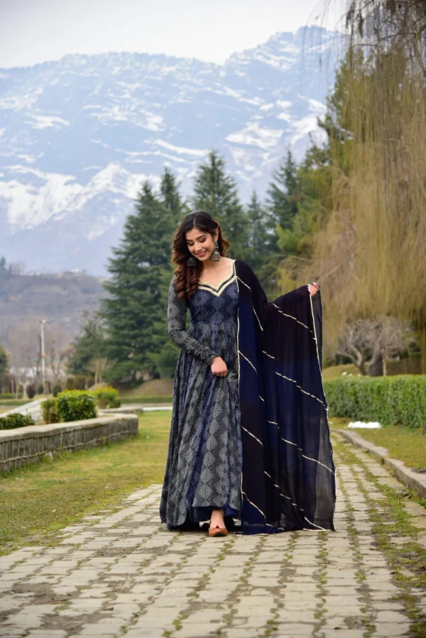 Gayatri black and blue combi maxi set - Image 2