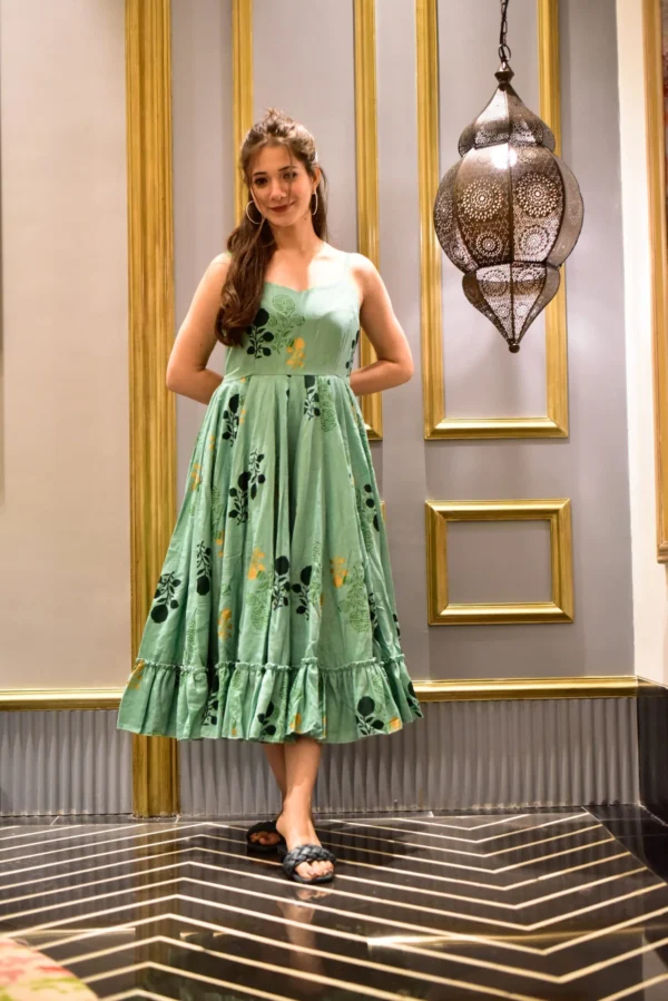 Green midi floral dress - Image 4