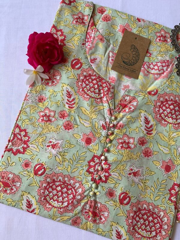 Green Peach Floral Cotton Kurta - Big Size - Image 2