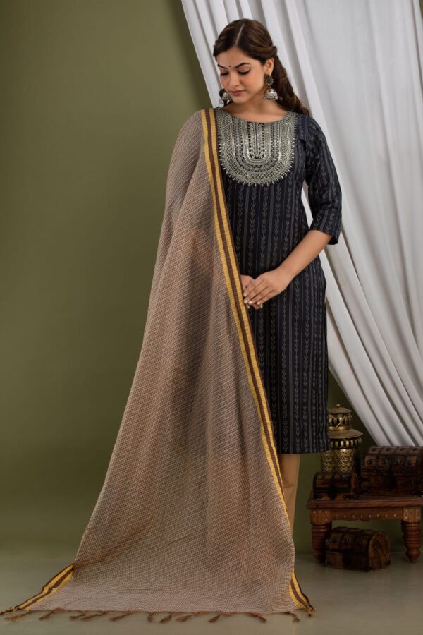 Handwoven cotton Sequin Suit : Black - Image 4