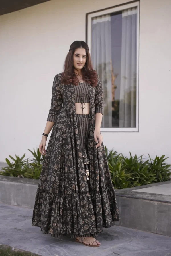 grey croptop palazzo with floral shrug set - Image 3