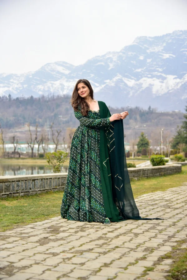 green shimmer glace maxi set - Image 2