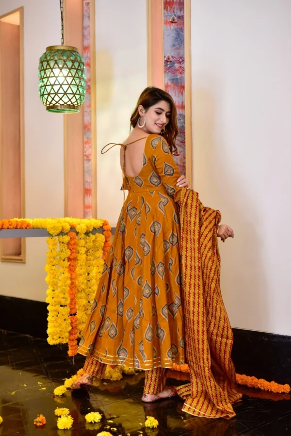 Kaina mustard suit set - Image 5