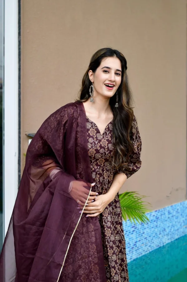 Anokhi brown maxi set - Image 5